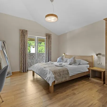 Beautiful Stone Istria Villa
